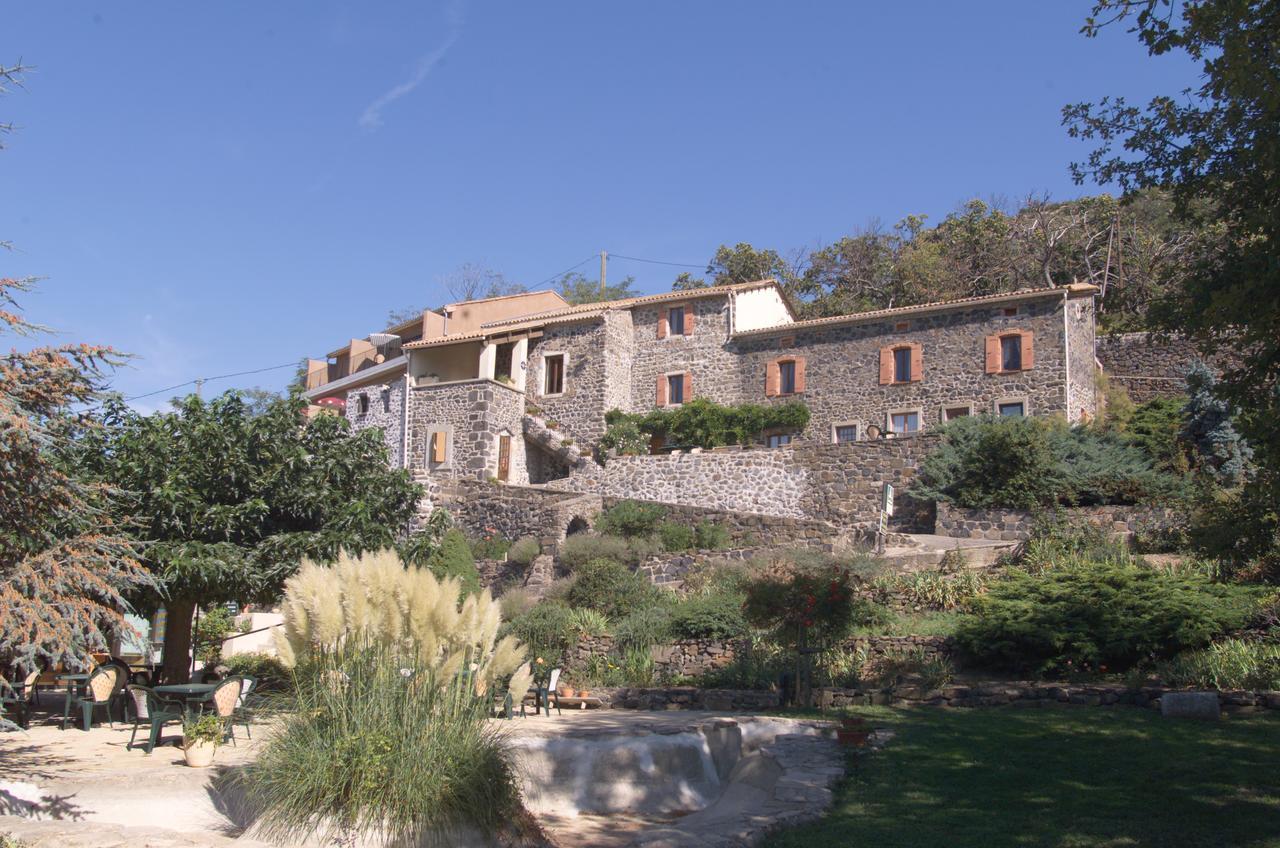 Logis Hotel-Restaurant La Mere Biquette Saint-Pons  Exterior foto