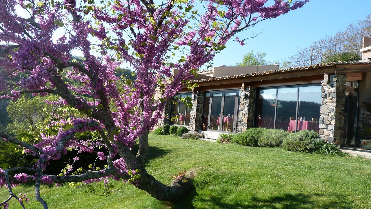 Logis Hotel-Restaurant La Mere Biquette Saint-Pons  Exterior foto